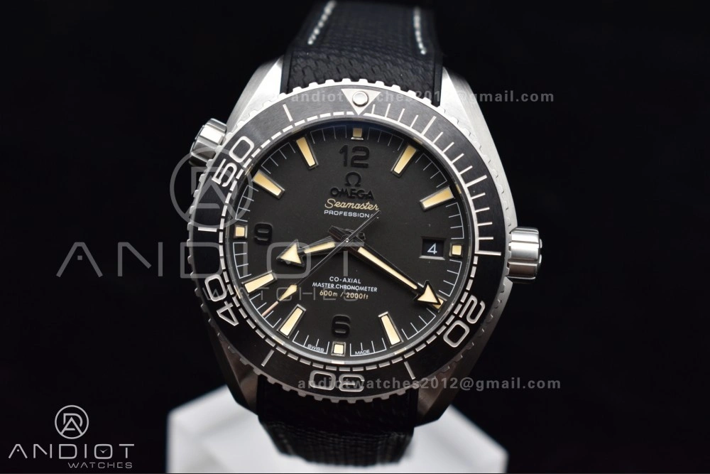 TravelReady Planet Ocean 43.5mm SS VSF 1:1 Best Edition Gray Bezel Gray Dial on Black Rubber Strap A8900 Super Clone 38