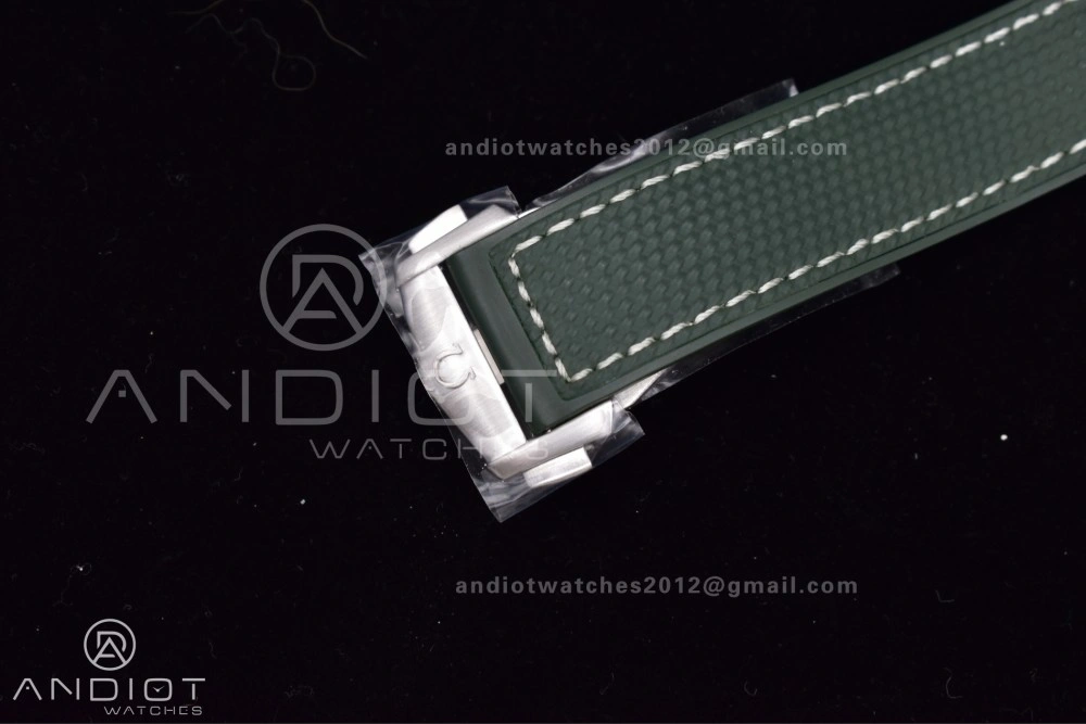 Planet Ocean 43.5mm SS VSF 1:1 Best Edition Green Bezel White Dial on Green Rubber Strap A8900 Super Clone WeatherProof 39