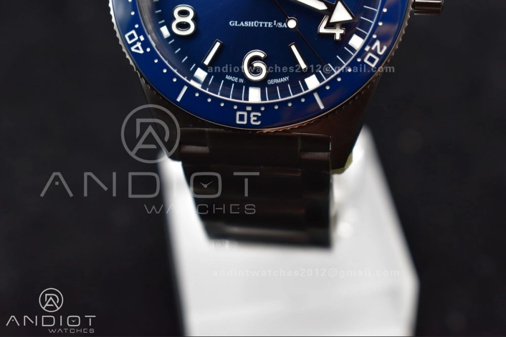 RXW Factory Spezialist SeaQ 39mm 1:1 Best Version Blue Vibrant 452