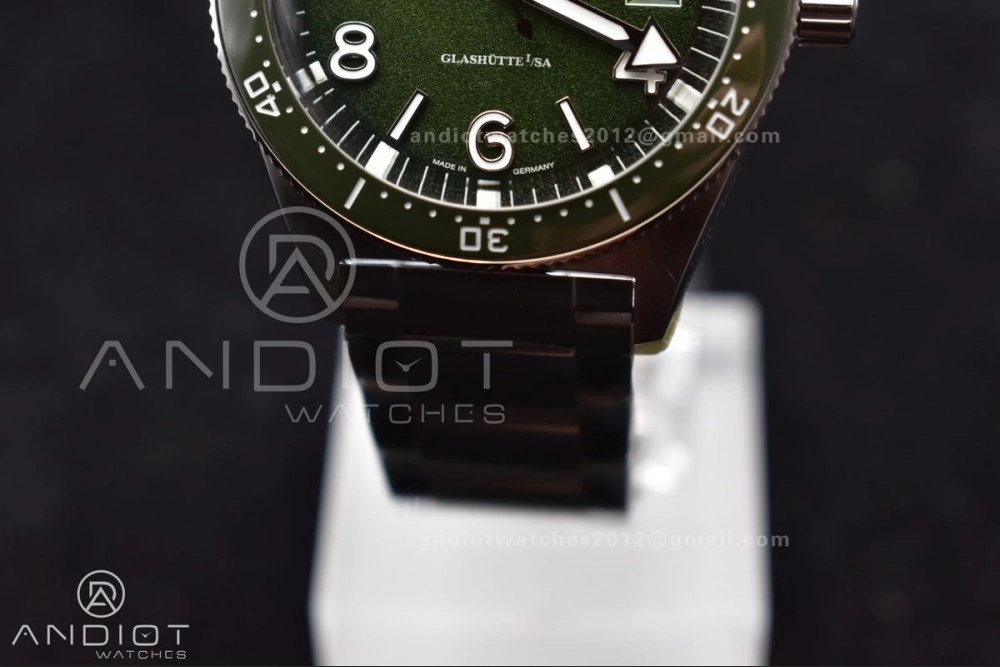RXW Factory Spezialist SeaQ 39mm 1:1 Best Version Green Timeless 259