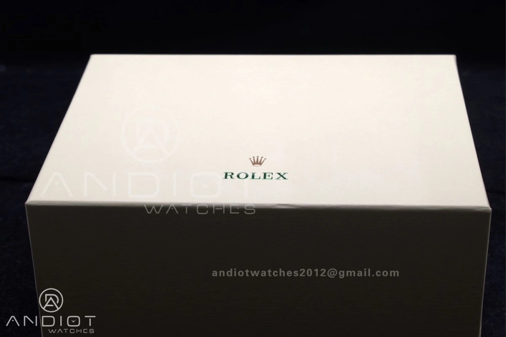 Rolex Wood Green Top End Box TimelessDesign 1027