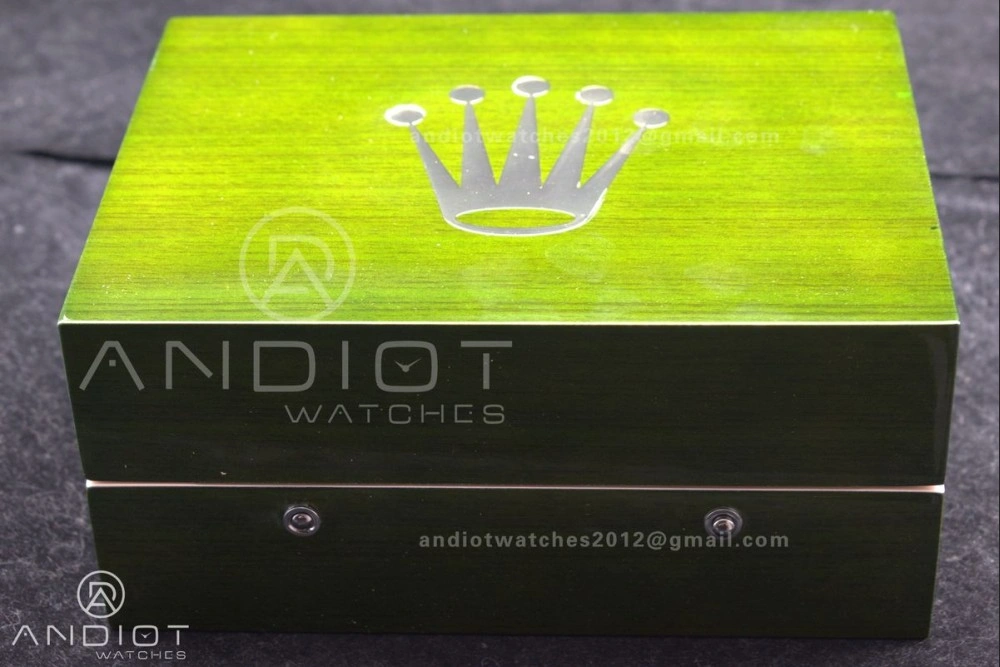 Rolex Wood Green Top End Box TimelessDesign 1027