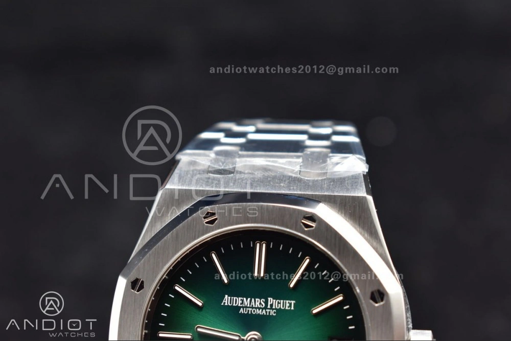 Supportive Royal Oak 39mm 16202 