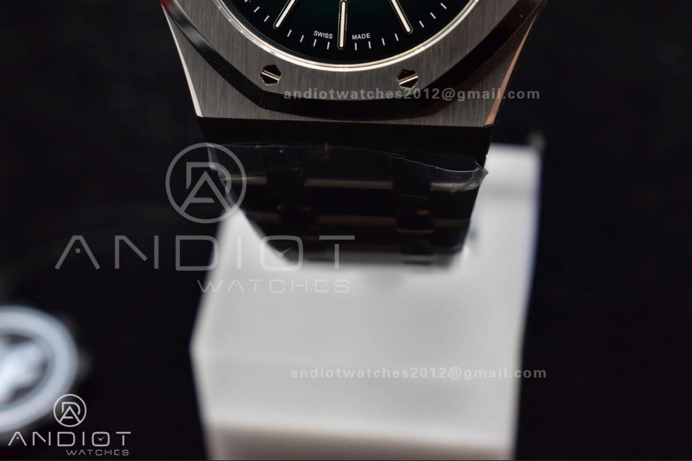 Supportive Royal Oak 39mm 16202 
