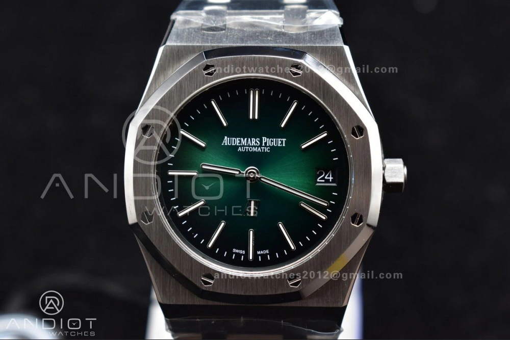 Supportive Royal Oak 39mm 16202 
