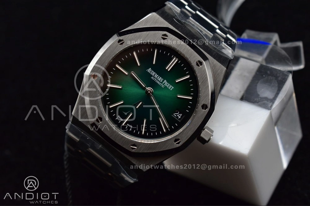 Supportive Royal Oak 39mm 16202 