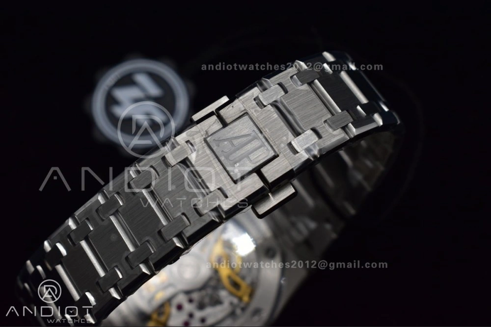 Supportive Royal Oak 39mm 16202 