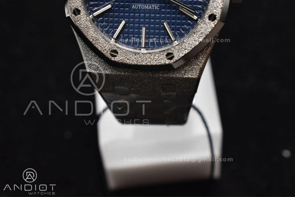 Durable Royal Oak 41mm 15400 SS ZF 1:1 Best Edition Frosted Case Blue Textured Dial on SS Bracelet A 1095