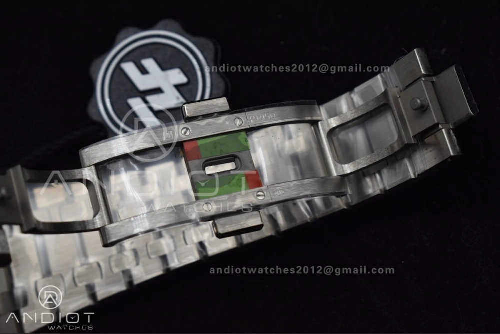 Durable Royal Oak 41mm 15400 SS ZF 1:1 Best Edition Frosted Case Blue Textured Dial on SS Bracelet A 1095
