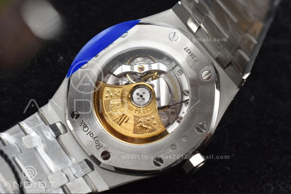 Durable Royal Oak 41mm 15400 SS ZF 1:1 Best Edition Frosted Case Blue Textured Dial on SS Bracelet A 1095