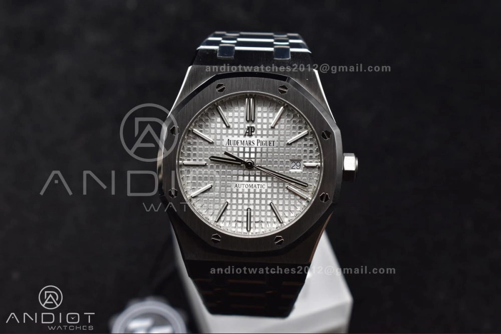 QuickDry Royal Oak 41mm 15400 SS ZF 1:1 Best Edition White Textured Dial on SS Bracelet A 132