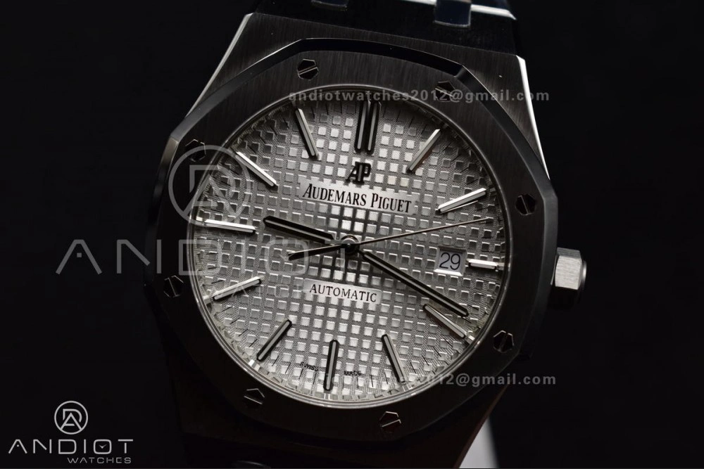 QuickDry Royal Oak 41mm 15400 SS ZF 1:1 Best Edition White Textured Dial on SS Bracelet A 132