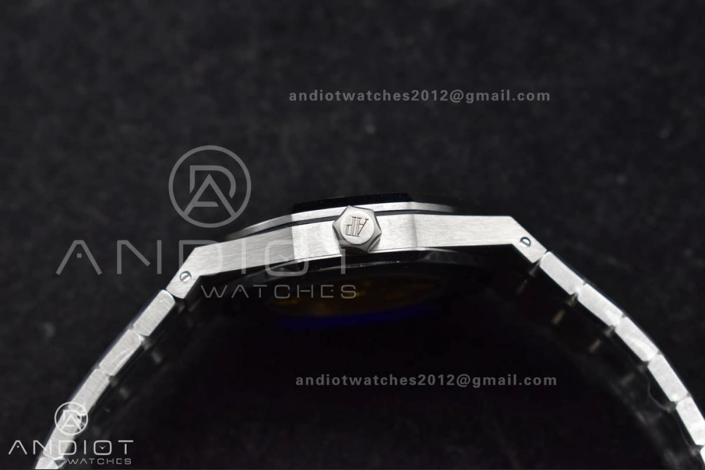 QuickDry Royal Oak 41mm 15400 SS ZF 1:1 Best Edition White Textured Dial on SS Bracelet A 132
