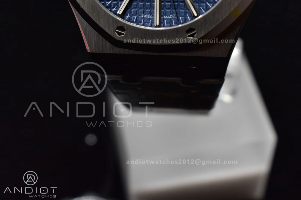 WaterResistant Royal Oak 41mm 15510 