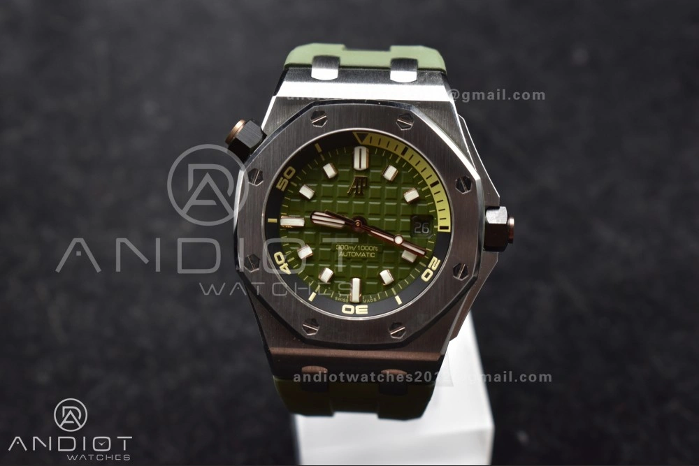 Royal Oak Offshore Diver 15720 SS APSF 1:1 Best Edition Green Dial on Green Rubber Strap A4308 Super Clone Practical 157