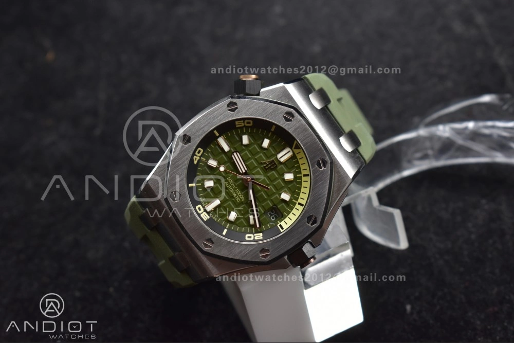 Royal Oak Offshore Diver 15720 SS APSF 1:1 Best Edition Green Dial on Green Rubber Strap A4308 Super Clone Practical 157