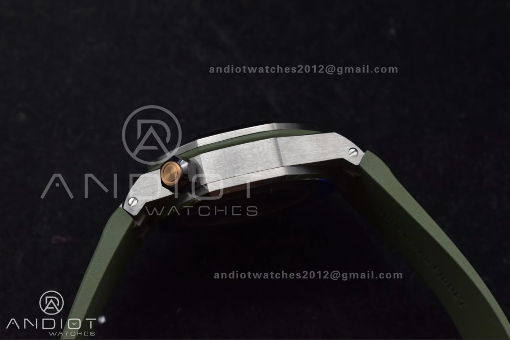 Royal Oak Offshore Diver 15720 SS APSF 1:1 Best Edition Green Dial on Green Rubber Strap A4308 Super Clone Practical 157