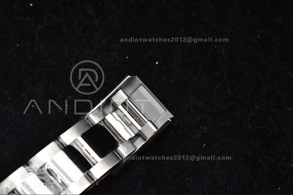 Reliable SBF VS Factory 1:1 Rolex Daytona 126500 White Dial In 904L Steel SL4801 Movement 1054