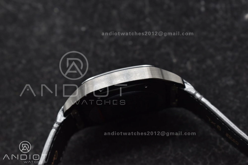 Santos de Cartier 40mm PVD BVF 1:1 Best Edition Black Dial on Black Leather Strap MIYOTA Snug 236
