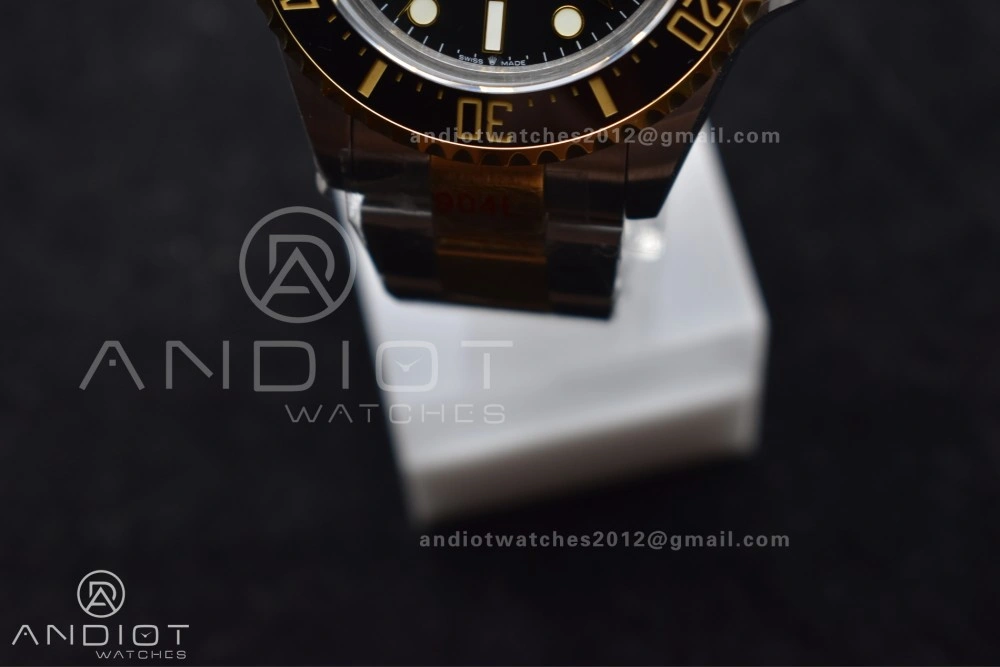 Unisex Sea-Dweller Two Tone SS YG 126603 GMF Best Edition Black Dial on SS YG Bracelet A2824 V 1061