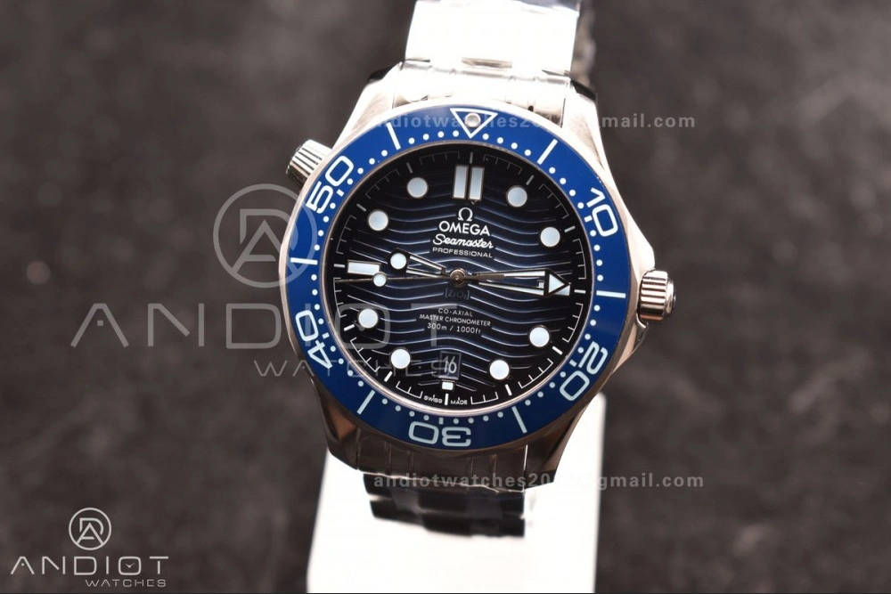 Seamaster 300 VSF 1:1 Best Edition Summer Blue Dial on SS Bracelet A Soft 53