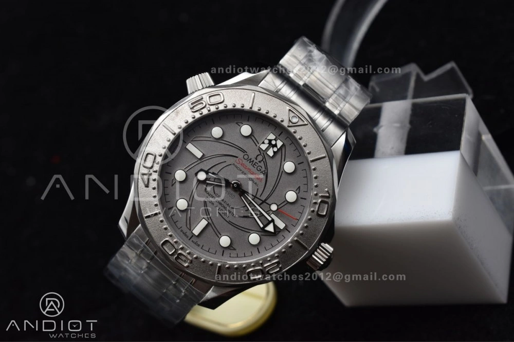 Flexible Seamaster 300M 007 Platinum VSF 1:1 Best Edition Gray Dial on SS Bracelet A 55