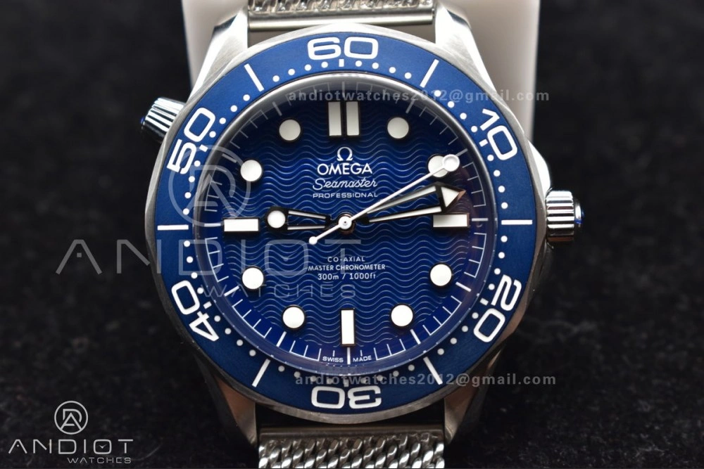 Seamaster 300M 42mm James Bond 60th anniversary VSF Best Edition on Mesh Bracelet A FashionForward 57