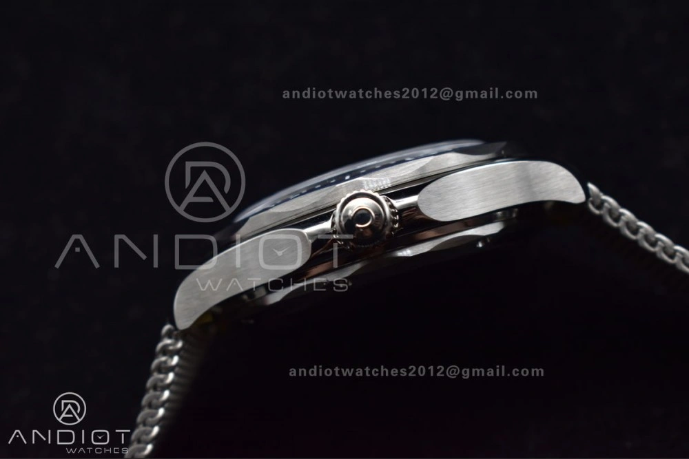 Seamaster 300M 42mm James Bond 60th anniversary VSF Best Edition on Mesh Bracelet A FashionForward 57