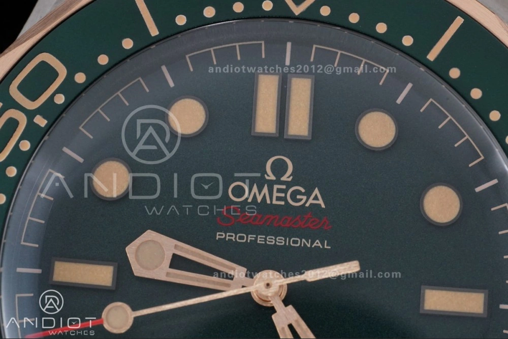 FlexibleFit Seamaster 300M Diver Rose Gold VSF 1:1 Best Edition Green Dial on Mesh Bracelet A 64