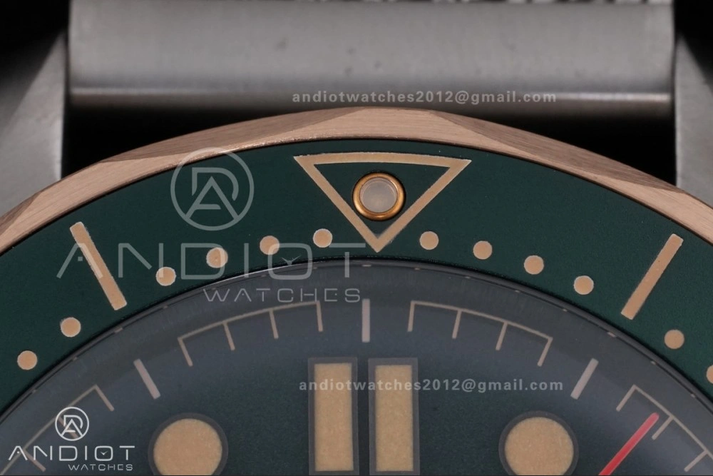 FlexibleFit Seamaster 300M Diver Rose Gold VSF 1:1 Best Edition Green Dial on Mesh Bracelet A 64