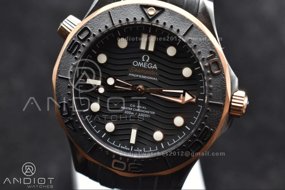 Seamaster 300m 43.5mm Black Ceramic VSF 1:1 Best Edition Black Dial RG Bezel on Black Rubber Strap A Trendsetting 1070