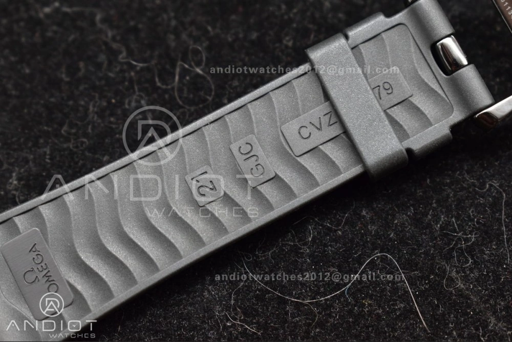 QuickDry Seamaster 300m 43.5mm Black Ceramic VSF 1:1 Best Edition Black Dial on Black Rubber Strap A 1066