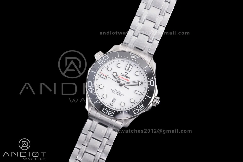 Seamaster Diver 300M Black Ceramic Bezel V4 VSF 1:1 Best Edition White Dial On SS Bracelet Super Clone Asian Contemporary 81