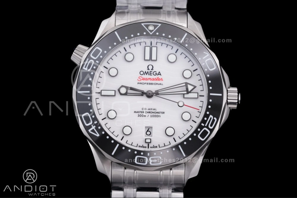 Seamaster Diver 300M Black Ceramic Bezel V4 VSF 1:1 Best Edition White Dial On SS Bracelet Super Clone Asian Contemporary 81