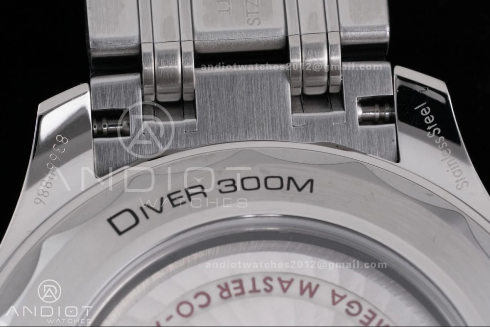 Seamaster Diver 300M Green Ceramic Bezel V4 VSF 1:1 Best Edition Green Dial On SS Bracelet Super Clone Asian Unique 71