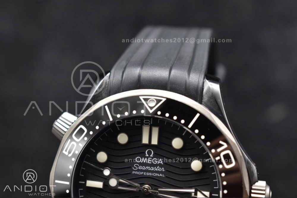Seamaster Diver 300M PVD VSF Best Edition Black Dial on Black Rubber Strap A EasyMatch 76
