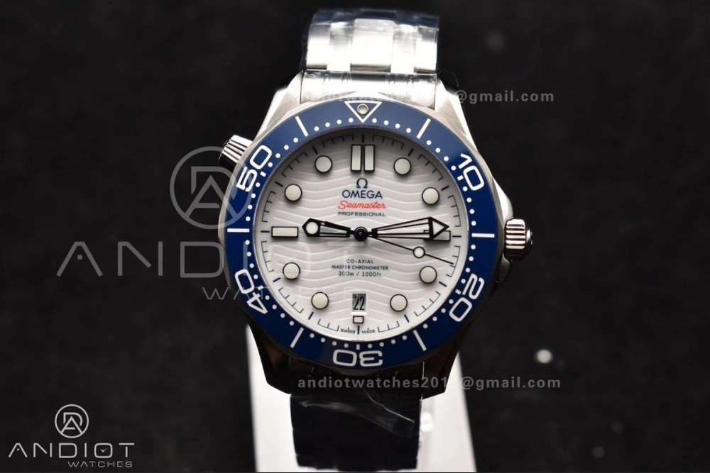 Elegant Seamaster Diver 300M SS Blue Ceramic Bezel VSF 1:1 Best Edition White Dial on SS Bracelet A 1079