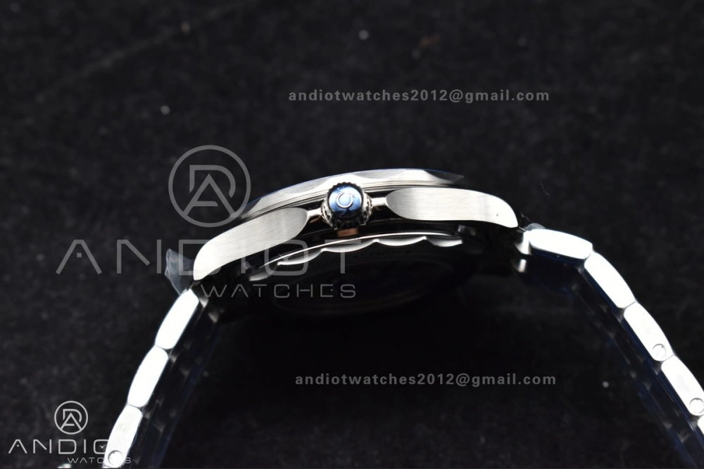 Elegant Seamaster Diver 300M SS Blue Ceramic Bezel VSF 1:1 Best Edition White Dial on SS Bracelet A 1079