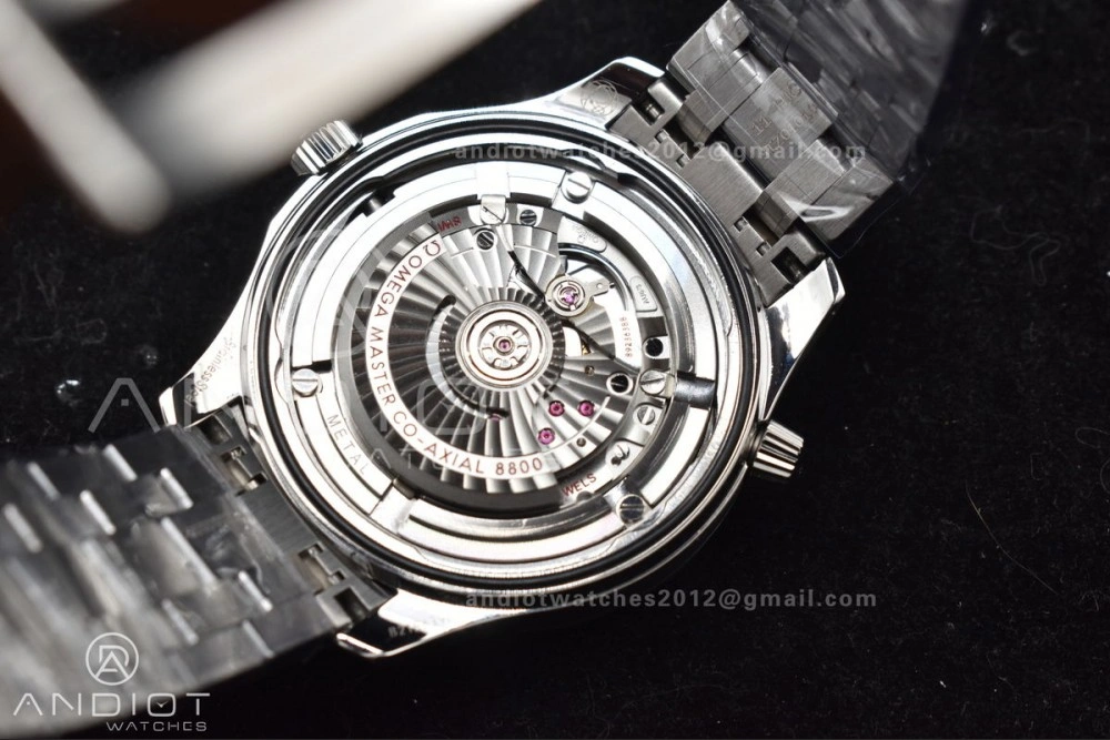 Elegant Seamaster Diver 300M SS Blue Ceramic Bezel VSF 1:1 Best Edition White Dial on SS Bracelet A 1079