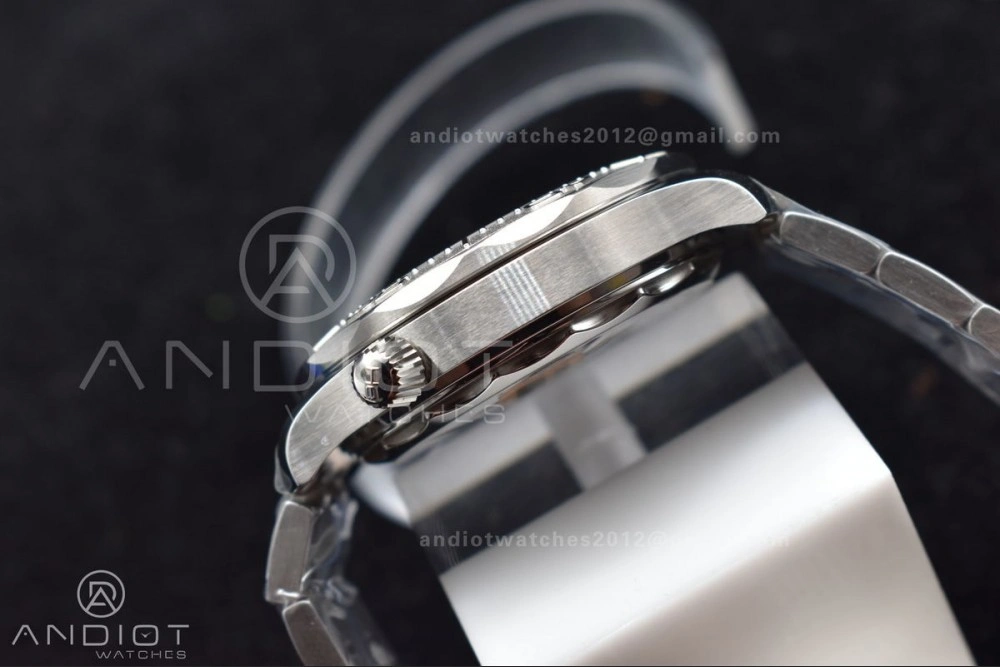 Comfortable Seamaster Diver 300M VSF 1:1 Best Edition Black Ceramic Black Dial On SS Bracelet A 1082
