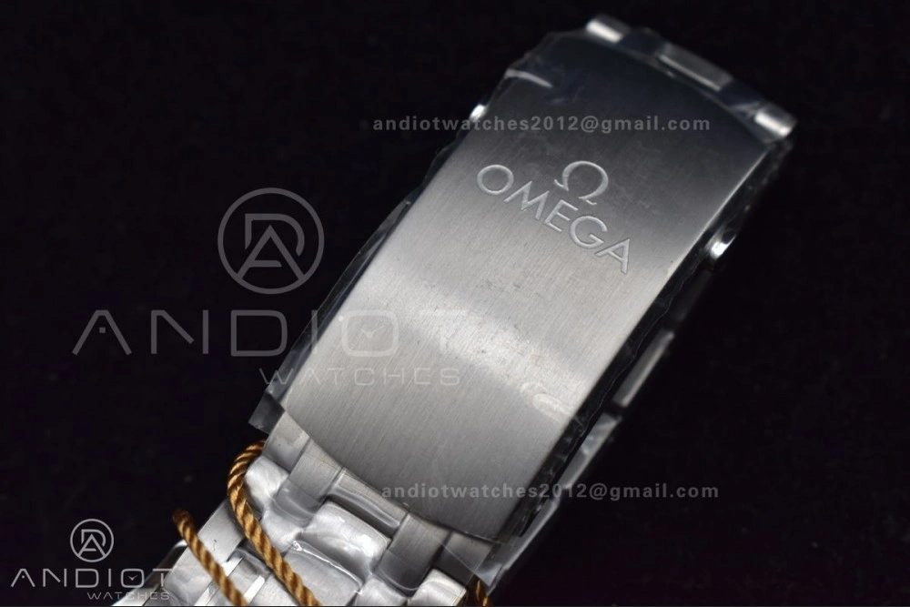Comfortable Seamaster Diver 300M VSF 1:1 Best Edition Black Ceramic Black Dial On SS Bracelet A 1082