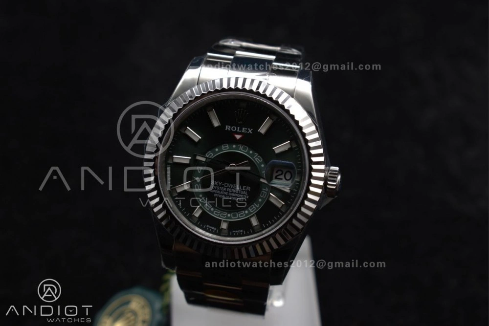 Sky-Dweller 326934 904L SS ZF 1:1 Best Edition Green Dial on SS Bracelet A RelaxedFit 1090