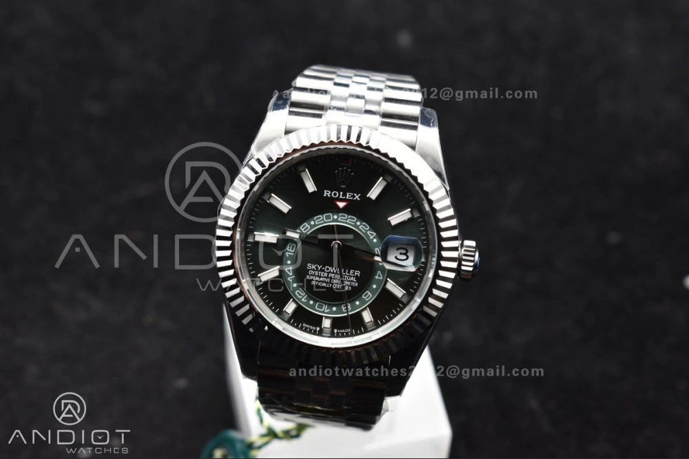 Sky-Dweller 326934 904L SS ZF 1:1 Best Edition Green Dial on SS Jubilee Bracelet A Durable 1088