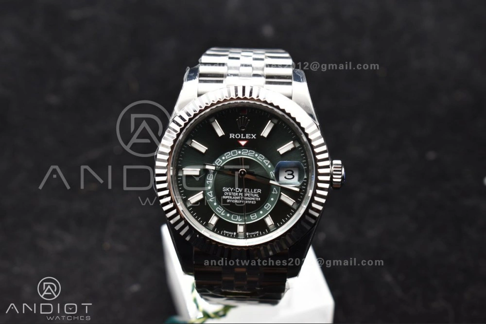 Sky-Dweller 326934 904L SS ZF 1:1 Best Edition Green Dial on SS Jubilee Bracelet A Durable 1088