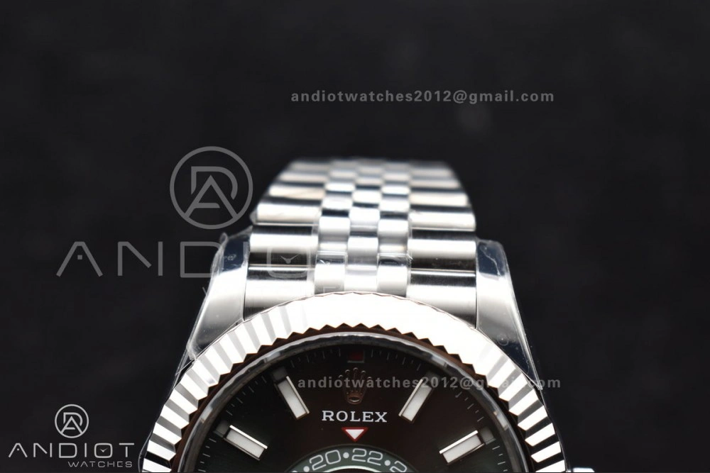 Sky-Dweller 326934 904L SS ZF 1:1 Best Edition Green Dial on SS Jubilee Bracelet A Durable 1088