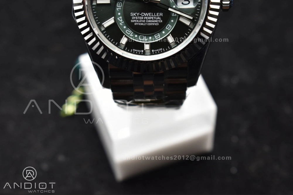 Sky-Dweller 326934 904L SS ZF 1:1 Best Edition Green Dial on SS Jubilee Bracelet A Durable 1088