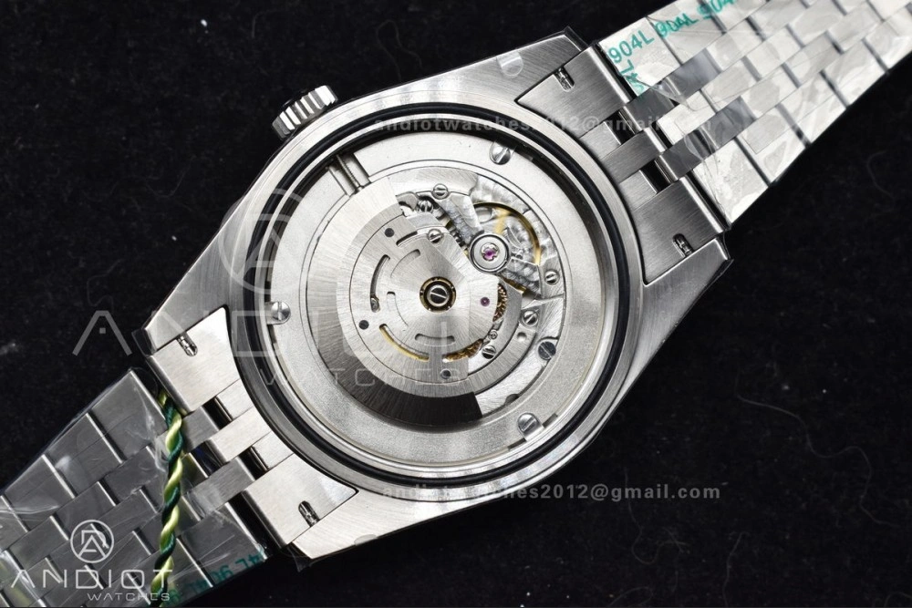 Lightweight Sky-Dweller 326934 904L SS ZF 1:1 Best Edition White Dial on SS Jubilee Bracelet A 1092