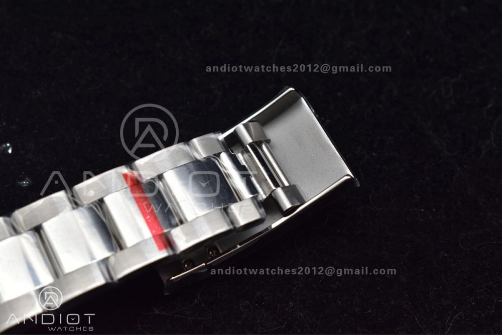 SmoothTexture Skydweller SS Noob Best Edition Green Dial on SS Oyster Bracelet A23J 1109