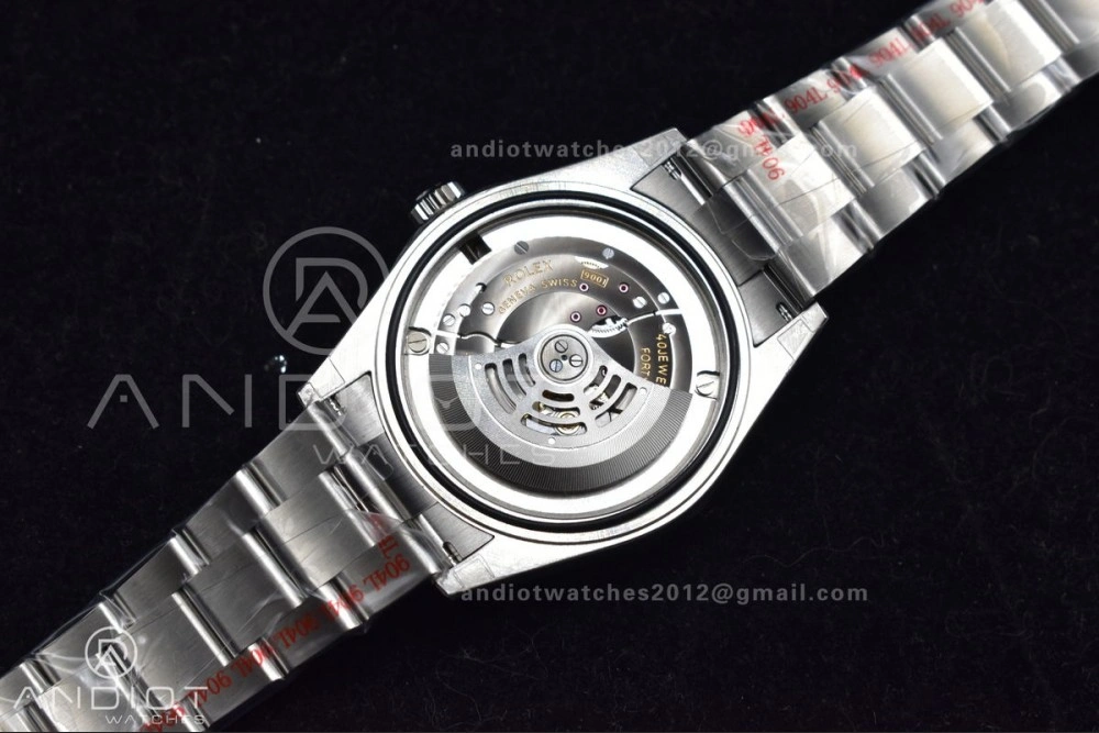 SmoothTexture Skydweller SS Noob Best Edition Green Dial on SS Oyster Bracelet A23J 1109