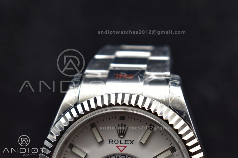 Skydweller SS Noob Best Edition White Dial on SS Oyster Bracelet A23J Stylish 1114